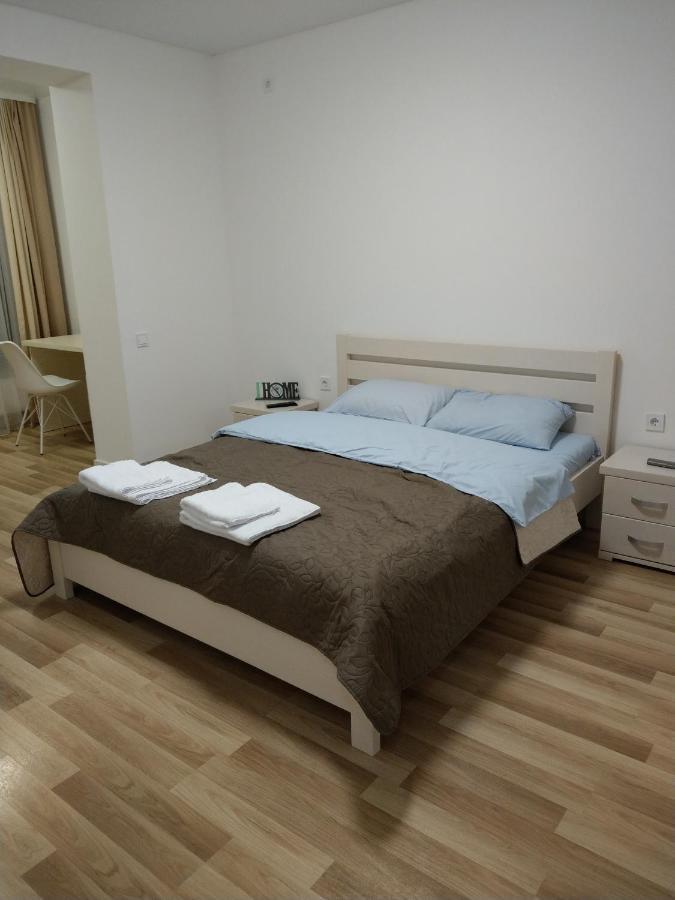 Apartamento Новобудова По Вулконовальця2 Rivne Exterior foto
